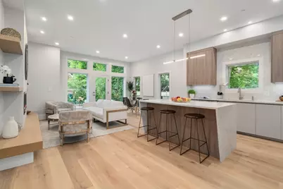 2202 Commonwealth Ave #4, Newton, MA 02466 - Photo 1