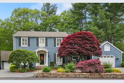 142 Montrose Avenue, Wakefield, MA 01880 - Photo 1