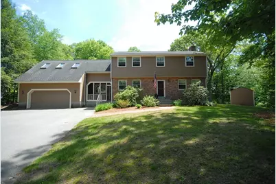 7 Country Ln, Maynard, MA 01754 - Photo 1