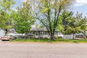 17 Barnard Rd, Lawrence, MA 01843 - Photo 1