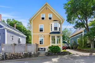 10 Village St, Marblehead, MA 01945 - Photo 1