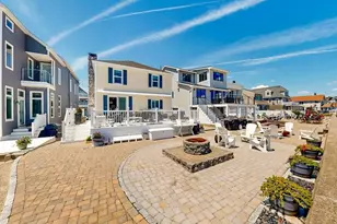 896B Shirley St, Winthrop, MA 02152 - Photo 1