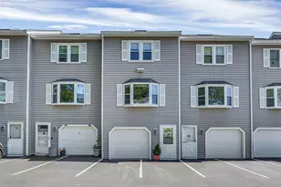 95 Tennis Plaza Rd, Dracut, MA 01826 - Photo 1