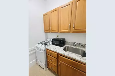 14 Palace Rd #4, Boston, MA 02115 - Photo 1