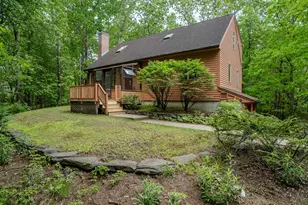 102 Larkspur Dr, Amherst, MA 01002 - Photo 1