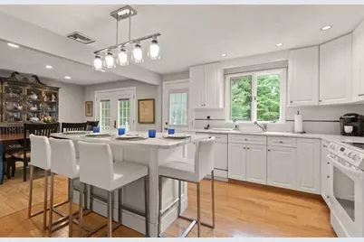 18 Sunset Dr, Sharon, MA 02067 - Photo 1