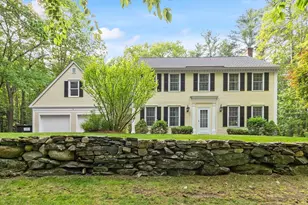 135 S Row Rd, Townsend, MA 01469 - Photo 1