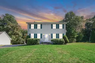 50 Fox Woods Dr, Springfield, MA 01129 - Photo 1
