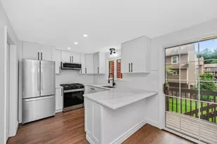 123 Heritage Dr, Tewksbury, MA 01876 - Photo 1