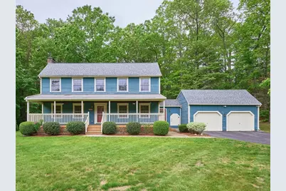 127 Paradise Ln, Sturbridge, MA 01518 - Photo 1