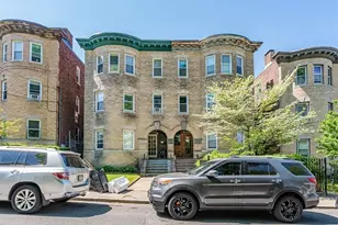 9 Chilcott Pl, Boston, MA 02130 - Photo 1