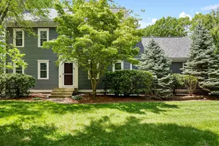 2 Edgewood Dr, Pepperell, MA 01463 - Photo 1