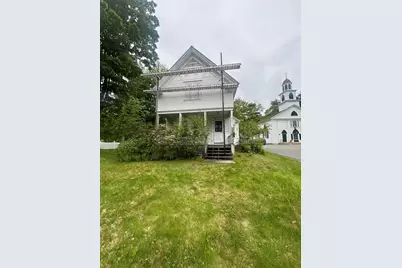 415 Pearl St, Brockton, MA 02301 - Photo 1