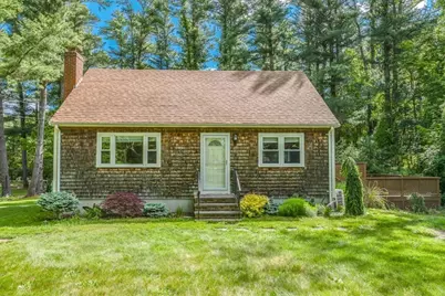 152 Alley Rd, Rochester, MA 02770 - Photo 1