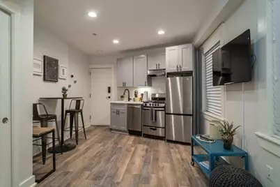 27 Charter Street #3, Boston, MA 02113 - Photo 1