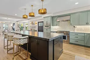 34 Walker St, Somerville, MA 02144 - Photo 1