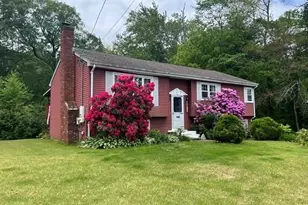 126 Oak St, Southbridge, MA 01550 - Photo 1