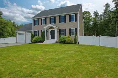 31 Pocksha Dr, Middleborough, MA 02346 - Photo 1