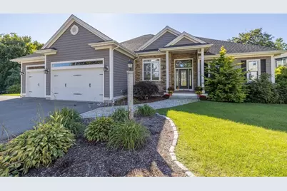 8 Garden Street, Woburn, MA 01801 - Photo 1