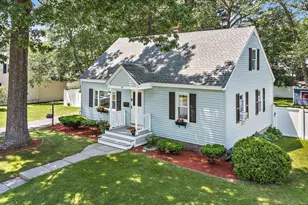 19 Pleasant St, Chelmsford, MA 01824 - Photo 1