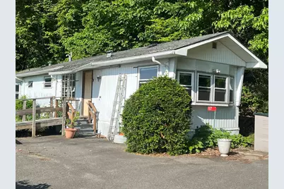 139 West #17, Hatfield, MA 01038 - Photo 1