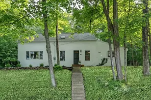 17 High St, Merrimac, MA 01860 - Photo 1