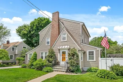 104 Howard St, Melrose, MA 02176 - Photo 1