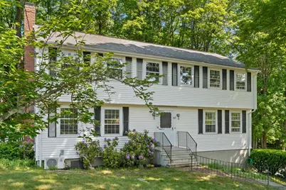 52 Blackberry Ln, Framingham, MA 01701 - Photo 1