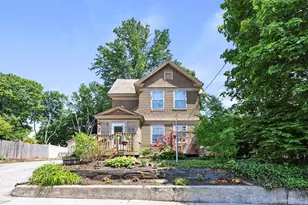 42 Briggs Ave, Pittsfield, MA 01201 - Photo 1