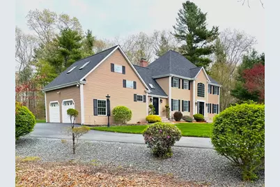 40 King Philip Dr, Rehoboth, MA 02769 - Photo 1