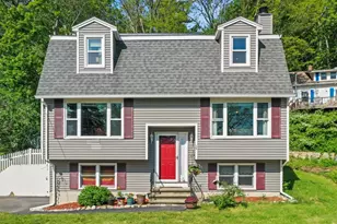 34 S Riverview St, Haverhill, MA 01835 - Photo 1