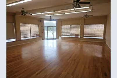 27 Lexington Avenue, Gloucester, MA 01930 - Photo 1