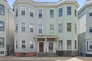 633 E 6th St, Boston, MA 02127 - Photo 1
