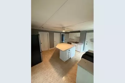 17 Davis St #1, Plymouth, MA 02360 - Photo 1
