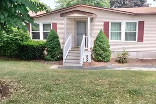 48 Leisurewoods Dr, Rockland, MA 02370 - Photo 1