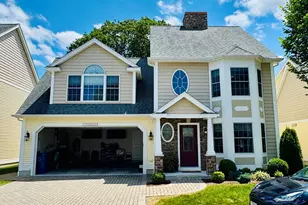 11 Rockingham Dr, Tewksbury, MA 01876 - Photo 1