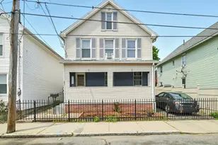 47 N Summer St, Holyoke, MA 01040 - Photo 1