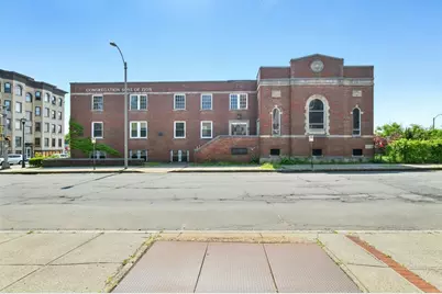 378 Maple St, Holyoke, MA 01040 - Photo 1