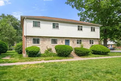 172 Bishop Dr #172, Framingham, MA 01702 - Photo 1