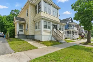 31-33 Beauchamp St, Springfield, MA 01107 - Photo 1