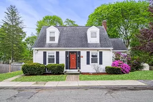 7 Beaver St, Beverly, MA 01915 - Photo 1