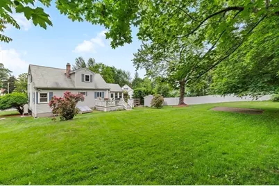 110 Kearney Dr, Lowell, MA 01852 - Photo 1