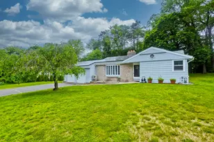 42 Catalina Dr, Springfield, MA 01128 - Photo 1