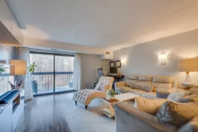 289 Elm St #34B, Medford, MA 02155 - Photo 1