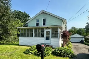 16 North St, West Springfield, MA 01089 - Photo 1