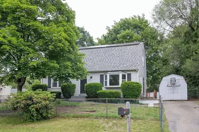 20 Lively Ln, Springfield, MA 01109 - Photo 1