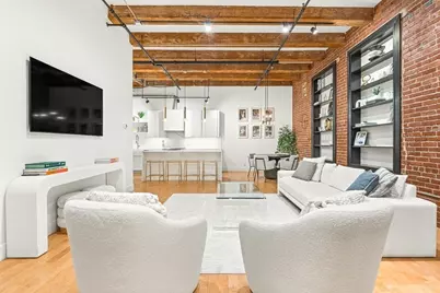 33 Sleeper St #106, Boston, MA 02210 - Photo 1