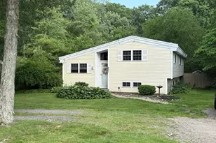 221 East St, Mansfield, MA 02048 - Photo 1