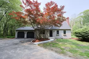 657 Aldrich St, Uxbridge, MA 01569 - Photo 1