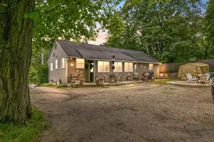 5 Haverhill Rd, Amesbury, MA 01913 - Photo 1